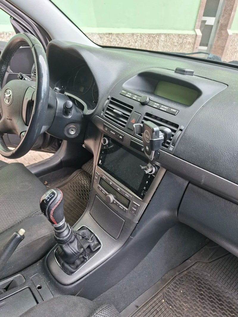 Toyota Avensis 2006 - foto 1
