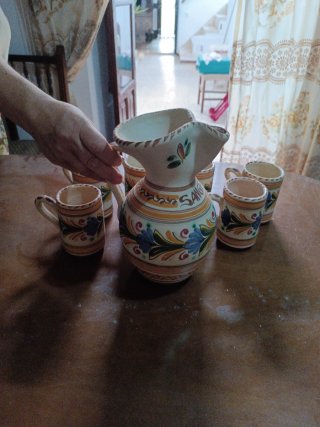 Jarra y 6 Vasos Cerámica Decorada