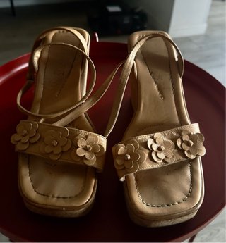 Sandali zeppa vera pelle beige