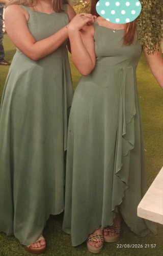 Vestido verde olivo elegante juvenil