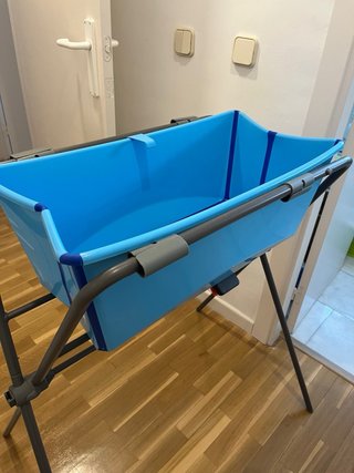 Bañera Stokke plegable con patas