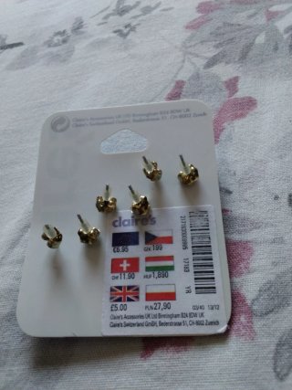 Pendientes Flores Claire's nuevos