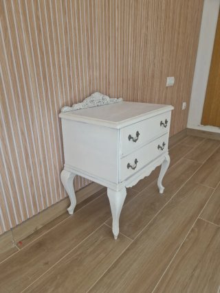 Mesita de noche vintage madera blanca