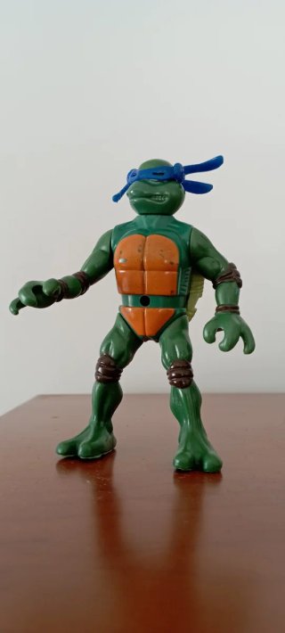 Leonardo Tortugas Ninja YiMou Toys