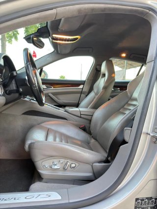Porsche Panamera GTS 2013