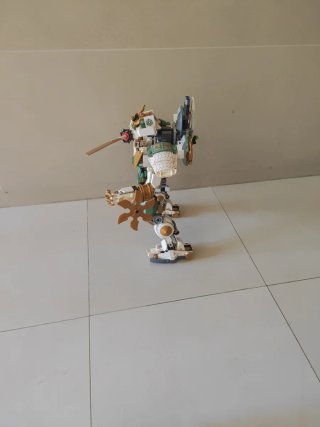Lego Ninjago Mech Samurai Dorado