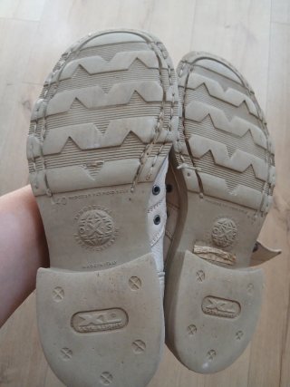 Stivaletti donna beige