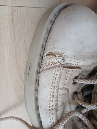 Stivaletti donna beige