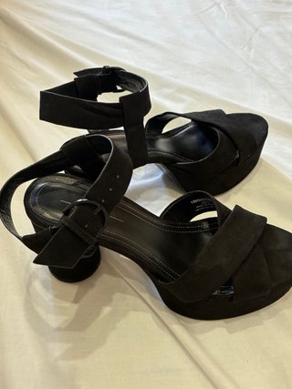 Sandalias de tacón negras