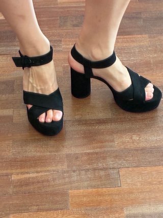 Sandalias de tacón negras