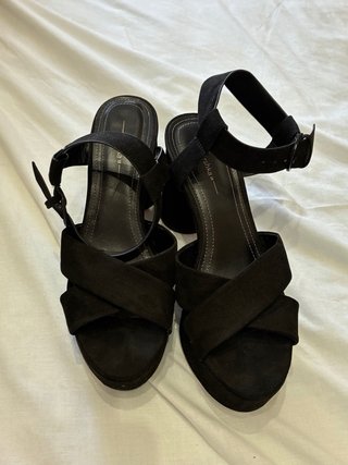Sandalias de tacón negras