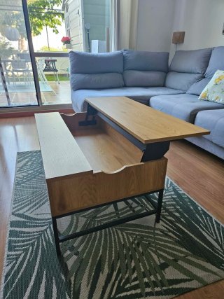 Mesa de centro madera y metal.