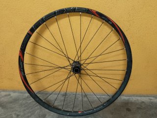 Rueda DT Swiss EX1501 Delantera