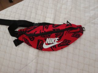 Riñonera Nike Roja