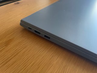Portátil 18.5" FHD i3 16GB RAM 256GB SSD - NUEVO