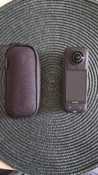Insta360 X5 Cámara 360 Negra con Trípode original
