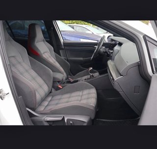 Volkswagen Golf GTI 2022 / Manual / 26k km