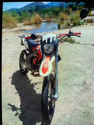Aprilia RX 50  super motard  1800€   Rieju ,vespin