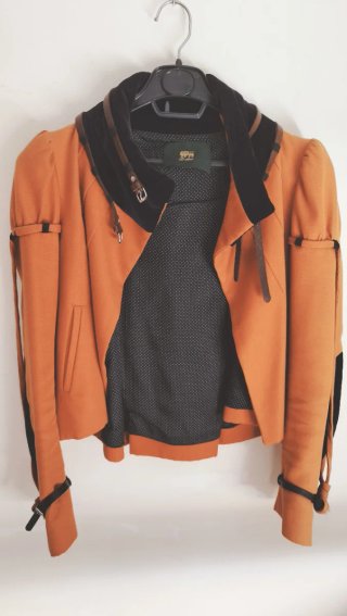 Chaqueta DDue Naranja y Negra