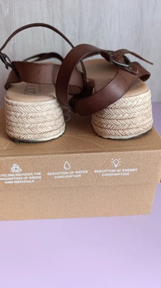 Sandalias cuña Danka T-40