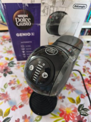 Cafetera Nescafé Dolce Gusto