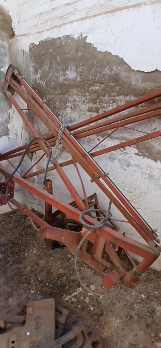 Barra herbicida  trasera para tractor