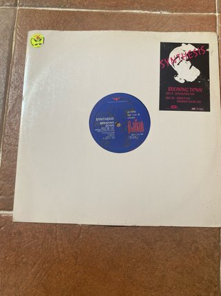 Vinilo Synthesis Breaking Down