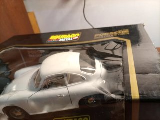 Porsche 356 B 1/18 Bburago