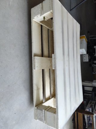 Mesa de palets blanca