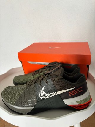 Nike Metcon 8 Verde Militar