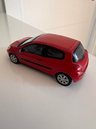 Renault Clio III 1:43