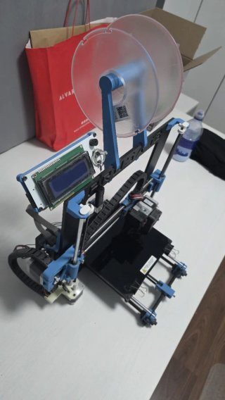 Impresora 3D Prusa I3  Hephestos Negra y Azul