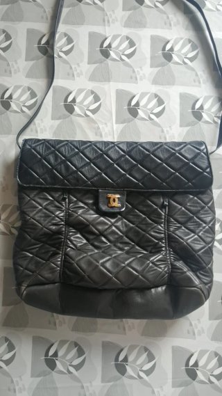 Borsa a tracolla Chanel vintage nera
