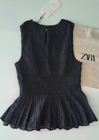 Top Peplum Negro Zara Talla XS