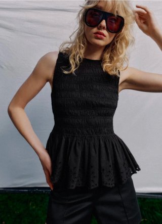 Top Peplum Negro Zara Talla XS