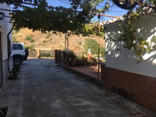 Casa de campo con parcela y pozo