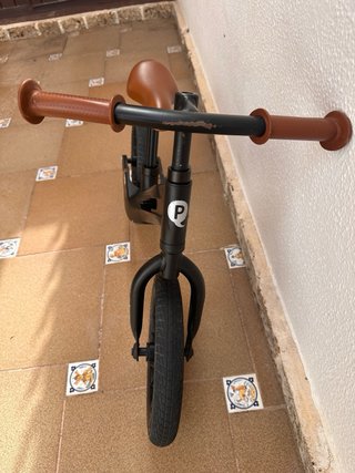 Bicicleta de equilibrio infantil