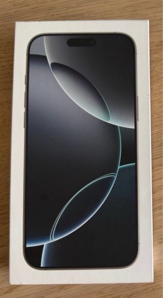 iPhone 16 Pro Max Blanco Titanio