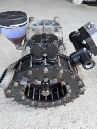 Bomba Herpa Zenyz 120 Lts