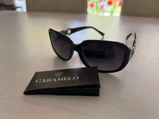 Gafas de Sol CARAMELO negras