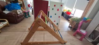 Estructura Pikler de madera modular