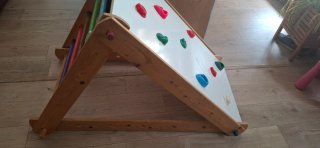 Estructura Pikler de madera modular
