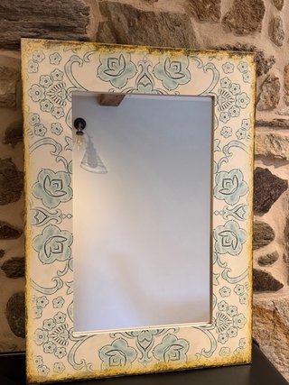 Espejo decorativo floral beige y azul