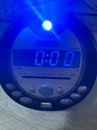 Radio Despertador Daewoo DCP-225