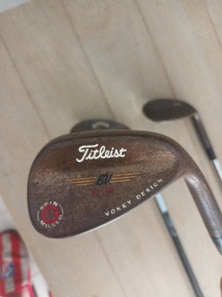 Hierros de Golf 56° y 52°