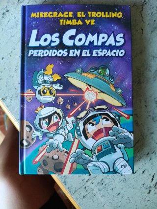 Los Compas perdidos en el espacio
