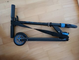 Patinete Urban Rider Negro y Azul
