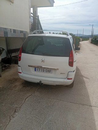Peugeot 807 2010
