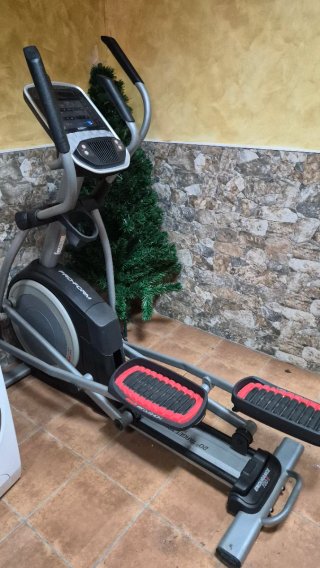 Máquina Elíptica Pro-Form