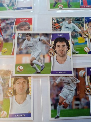 Lote cromos fútbol 2006-07 (Iniesta, Raúl)